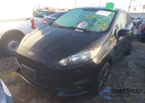 2019 Ford Fiesta St Line z USA, uszkodzony, nr VIN 3FADP4DJ1KM145237